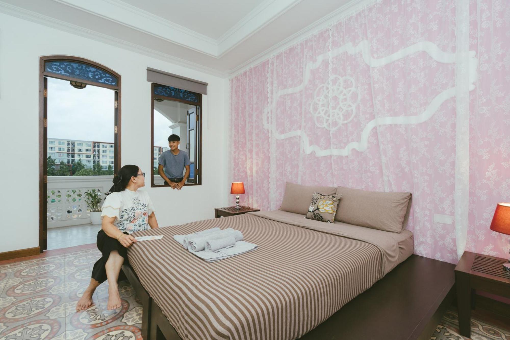 Botan Boutique Hotel Patong Exterior photo